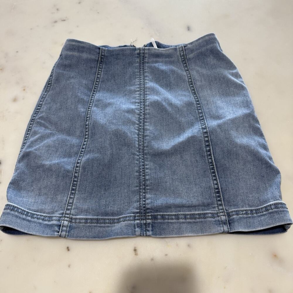 Free People Women’s Size 4 Blue Cotton Denim Mini Skirt Zip Closure Festival